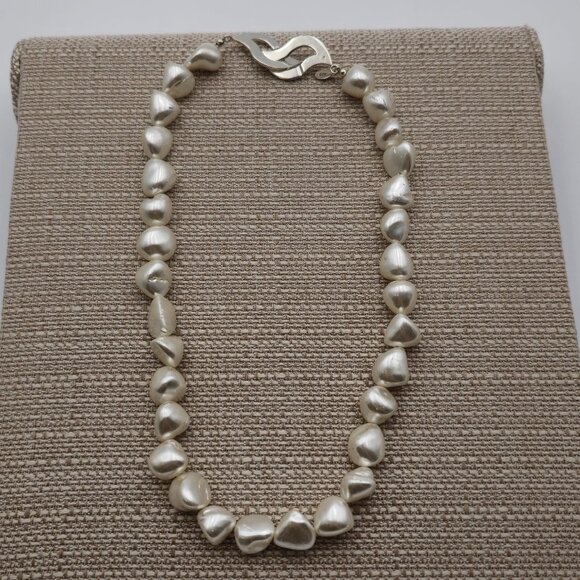 17.5 Inch Sterling Silver Faux Pearls Unique Necklace B425 - Picture 1 of 5